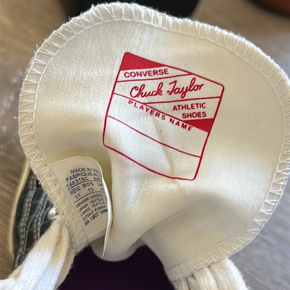 Men’s Chuck Taylor Mid-Top Converse - Picture 5 of 5